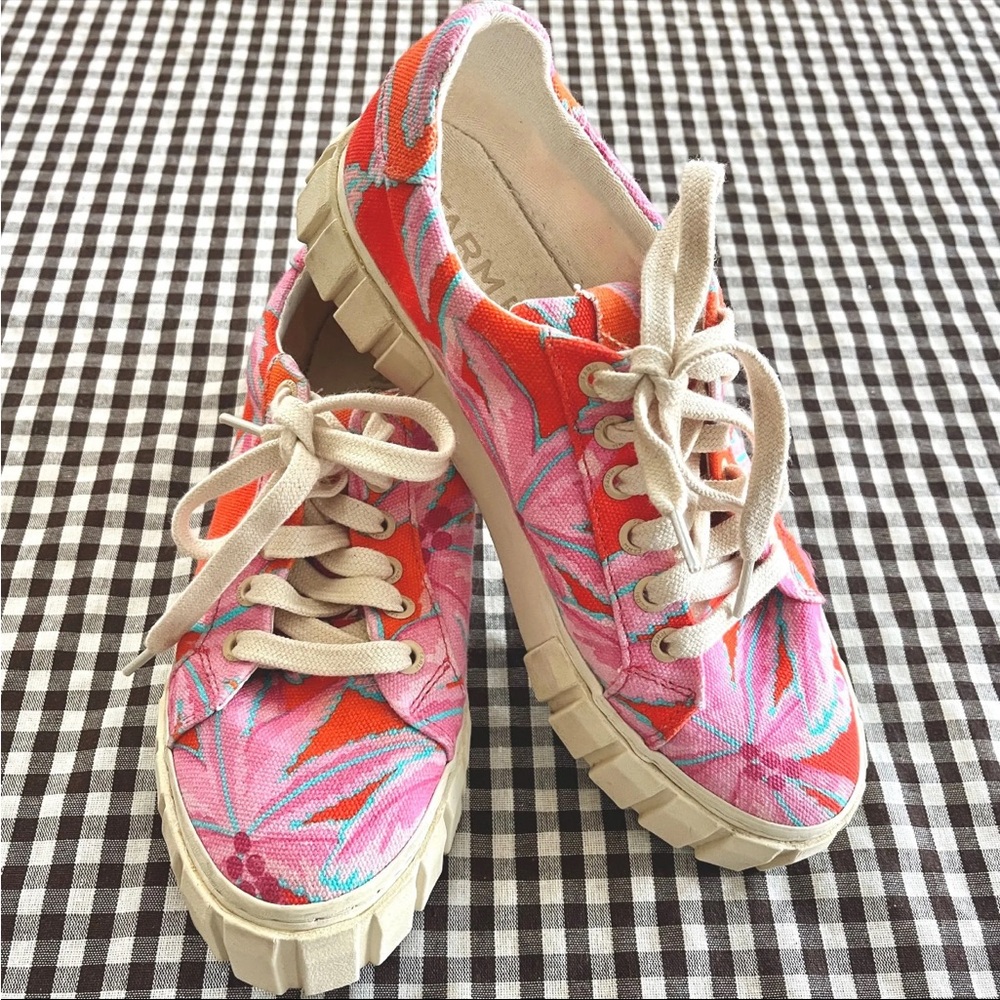 FARM Rio Size 8 Platform Sneakers Colorful Canvas Tennis Shoes